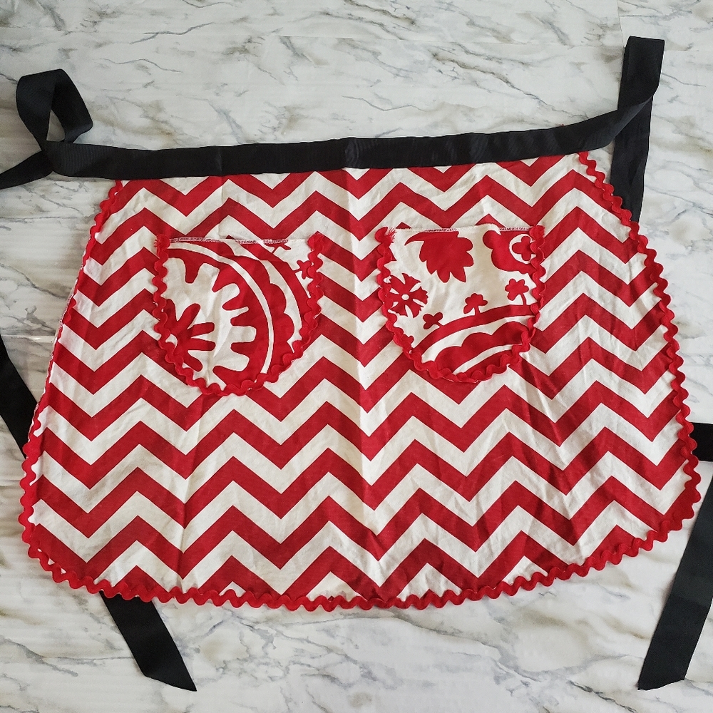 Geometric Pattern Orange Half Apron